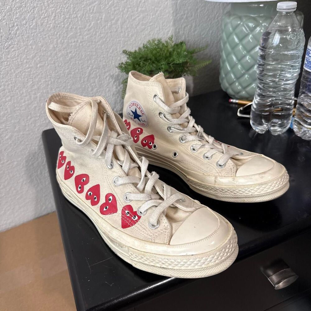 Comme-des-garcons-play Women's Cream and White Trainers